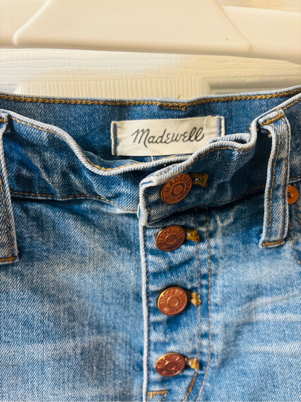 Madewell High-Rise Denim Shorts: Button-Front Edition - Picture 4 of 6